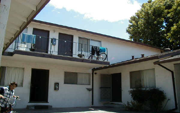 1450 Ontario Ln in Campbell, CA - Building Photo - Building Photo