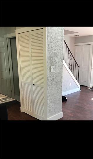 38444 Meadowdale St in Clinton Twp, MI - Foto de edificio - Building Photo