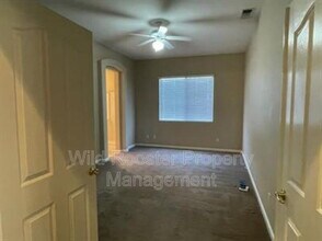 10165 Sorenstam Dr in Sacramento, CA - Building Photo - Building Photo