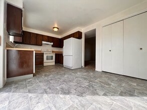 200 N Stierman Way in Eagle, ID - Building Photo - Building Photo