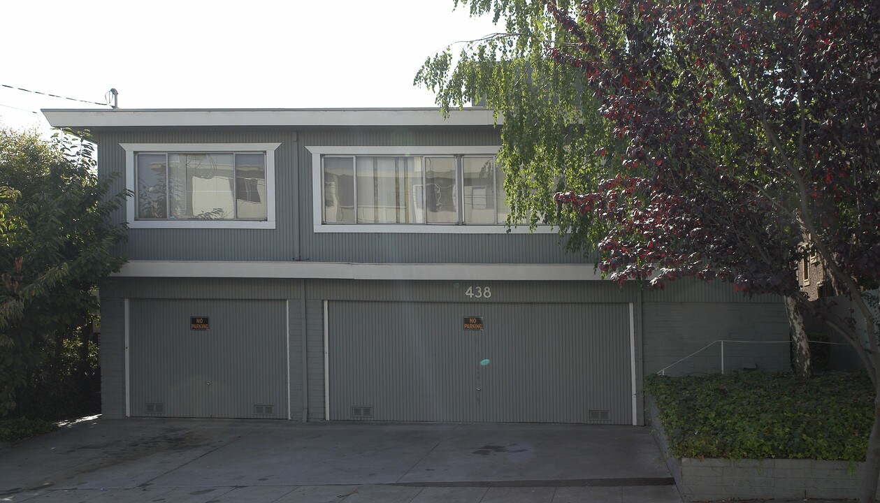 438 Orange St in Oakland, CA - Building Photo