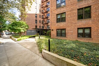140-50 Burden Cres in Jamaica, NY - Building Photo - Building Photo