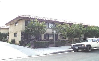 27516 Violin Canyon Rd Apartments