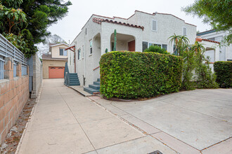 1828 S Curson Ave in Los Angeles, CA - Building Photo - Building Photo