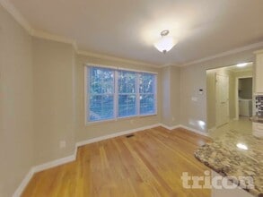 4919 Post Oak Tritt Rd in Roswell, GA - Building Photo - Building Photo