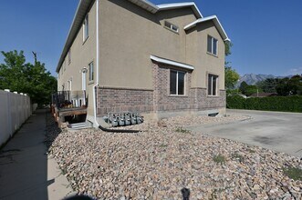 347 E Vine St-Unit -Unit 5 (Basement Apt) in Murray, UT - Building Photo - Building Photo