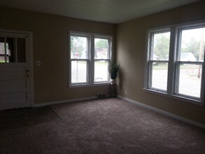 458 3rd St NE in Valley City, ND - Building Photo - Building Photo