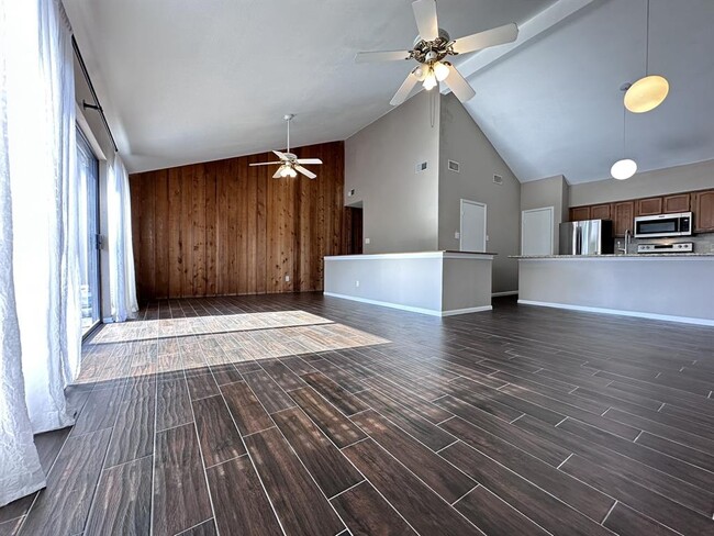 property at 20 Lakeview Village