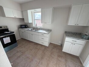 321 Ribault Ave, Unit 1 in Daytona Beach, FL - Foto de edificio - Building Photo