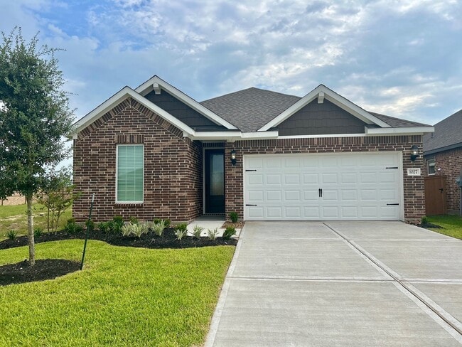 property at 1027 Rosewood Trl
