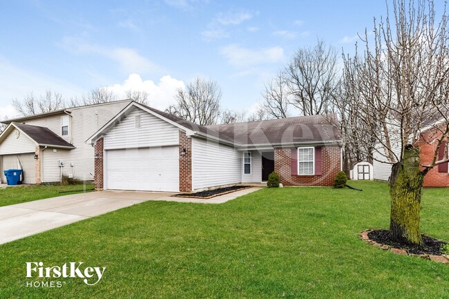 5822 Rolling Bluff Ln in Indianapolis, IN - Building Photo - Building Photo