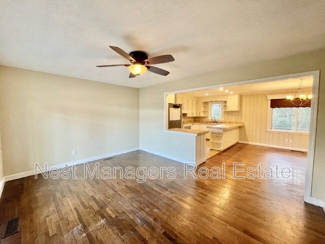 5376 S Sumac Cir in Fayetteville, NC - Building Photo - Building Photo