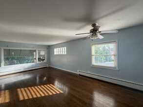 6052 W Miami Ave in Chicago, IL - Building Photo - Building Photo