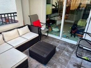 600 S Dixie Hwy in West Palm Beach, FL - Foto de edificio - Building Photo