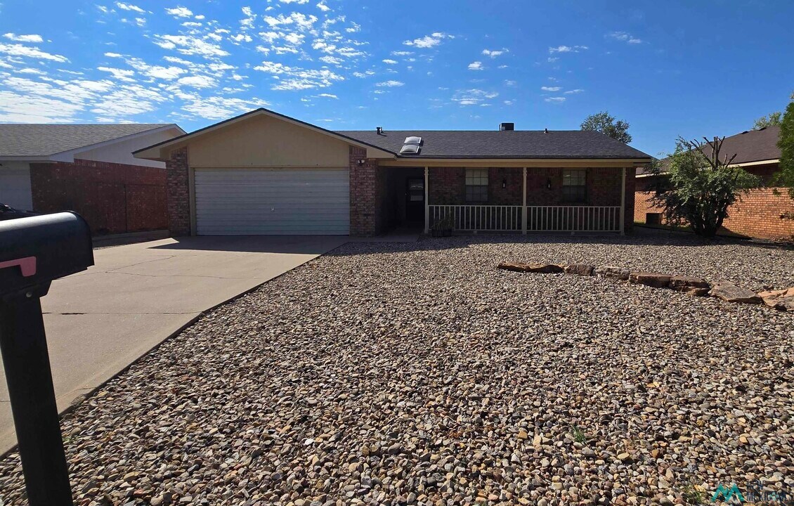 309 Chanticleer Pl in Clovis, NM - Building Photo