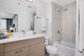 294 N Canal St in Chicago, IL - Building Photo - Building Photo