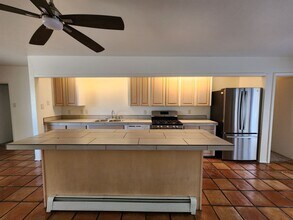2307 Old Arroyo Chamiso Rd in Santa Fe, NM - Building Photo - Building Photo