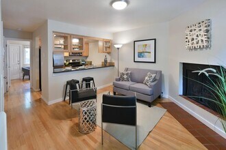 2253 Spruce St in Boulder, CO - Building Photo - Building Photo