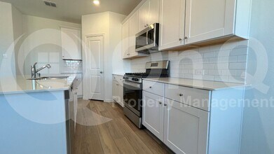 1220 Ipkiss Ave in Little Elm, TX - Building Photo - Building Photo