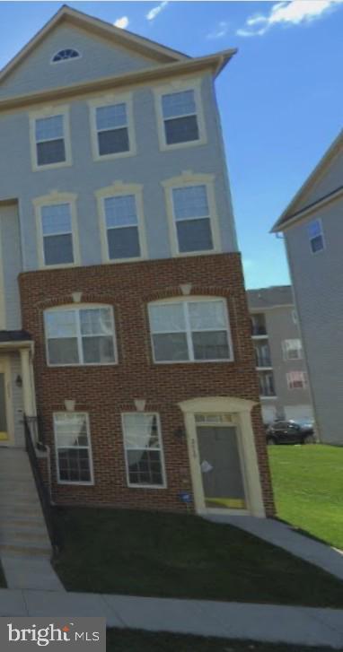 property at 2419 Rainswood Ln