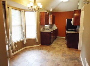 6018 Van Dorn Dr in Wichita Falls, TX - Building Photo - Building Photo