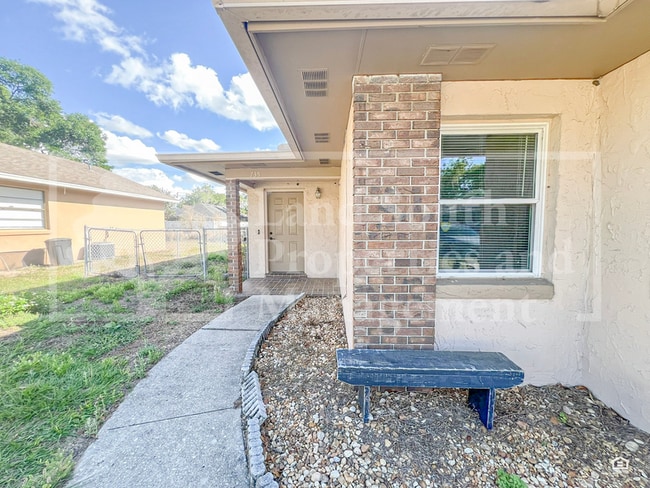 735 Mikasuki Dr in Lakeland, FL - Building Photo - Building Photo