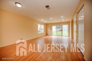 28 Morgan Pl in East Brunswick, NJ - Building Photo - Building Photo