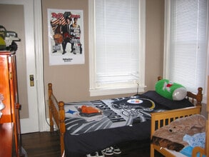 32 W Elizabeth Ave, Unit #3 in Bethlehem, PA - Foto de edificio - Building Photo