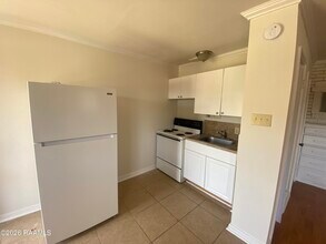 1126 Aster St in Baton Rouge, LA - Building Photo - Building Photo