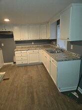 3045 Crestview Dr in Florence, SC - Building Photo - Building Photo