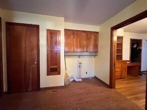 1010 N Nashville Ave in Sheffield, AL - Building Photo - Building Photo