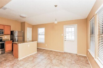 7928 Hidden Brook Dr in Fort Worth, TX - Building Photo - Building Photo