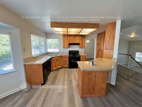 5740 River Run Cir in Rocklin, CA - Foto de edificio - Building Photo