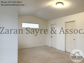 2752 Comet St in Milton, WA - Building Photo - Building Photo