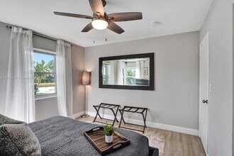 1573 NE 30th Ct in Pompano Beach, FL - Foto de edificio - Building Photo