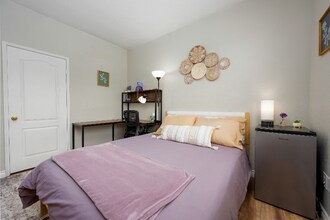 4760 Sandalwood Way in Oceanside, CA - Building Photo - Building Photo