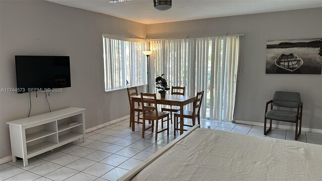 property at 90 Isle of Venice Dr