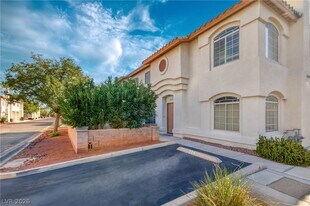 224 Star Cluster Cir in Las Vegas, NV - Building Photo