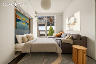 252 South St in New York, NY - Foto de edificio - Building Photo