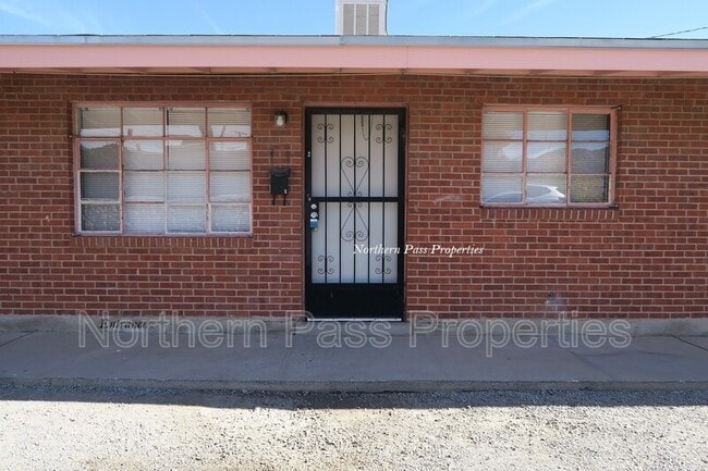 4023 Thomason Ave in El Paso, TX - Building Photo - Building Photo