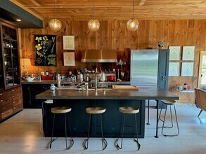691 Wiltsie Bridge Rd in Ancram, NY - Building Photo - Building Photo