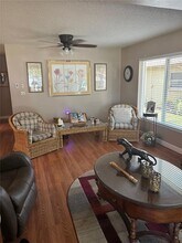 10531 Meadow Hill Dr in Port Richey, FL - Foto de edificio - Building Photo