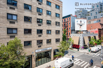 250 Mulberry St in New York, NY - Building Photo - Building Photo