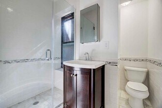 248 Broome St in New York, NY - Building Photo - Building Photo