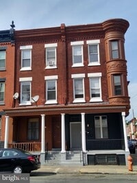 2829 W Oxford St photo'