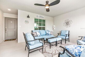 12550 Galapagos Ct, Unit 204 in Venice, FL - Building Photo - Building Photo