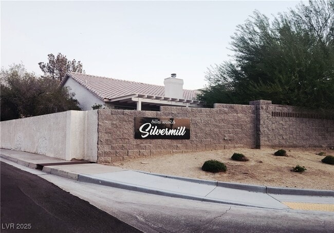 property at 1917 Coralino Dr