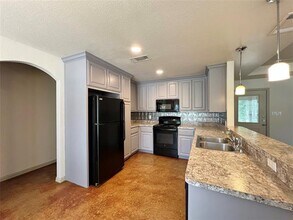 455 Valley Rd in Weatherford, TX - Building Photo - Building Photo