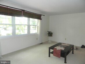 17 Theo Ln in Towson, MD - Building Photo - Building Photo