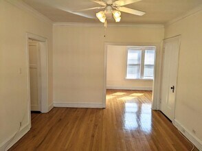 706 Seward St in Evanston, IL - Building Photo - Building Photo
